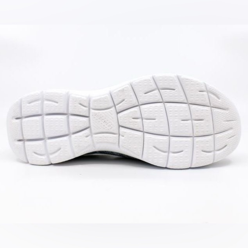 NWT Skechers Summits -Quick Getaway - Picture 3 of 6